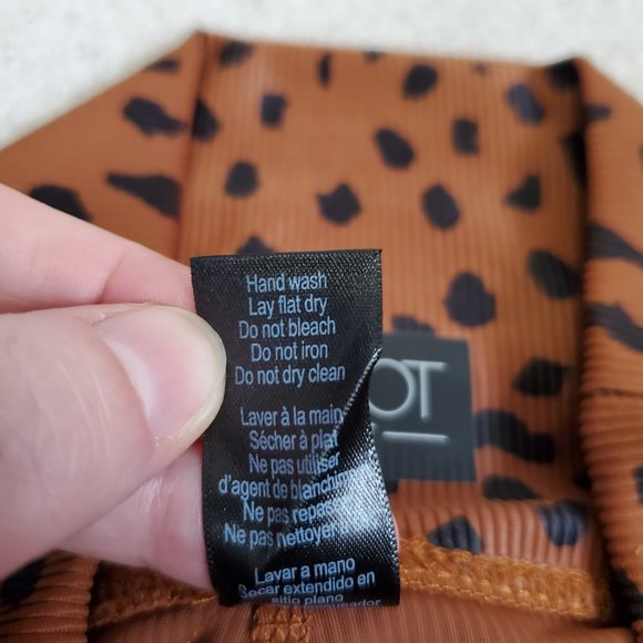 BEACH RIOT / S / Womens Ayla Brown Spot Leopard Print Ribbed 7/8 Length Leggings - Picture 8 of 11